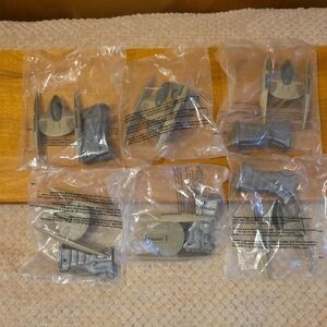 Gray Model Spaceship Set